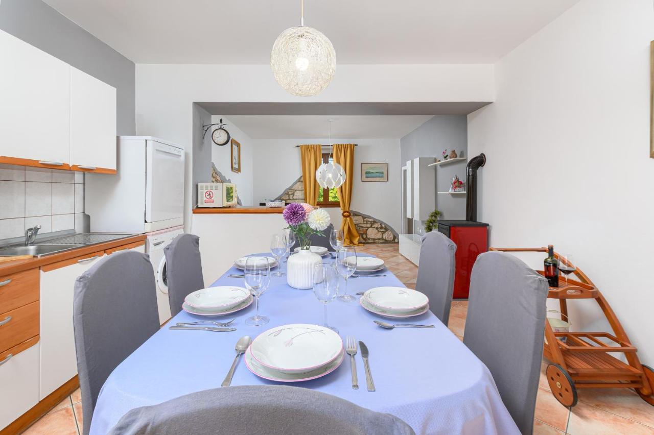 Villa Carla With Private Pool & Kids Playground - Pet Friendly Mutvoran Exterior foto